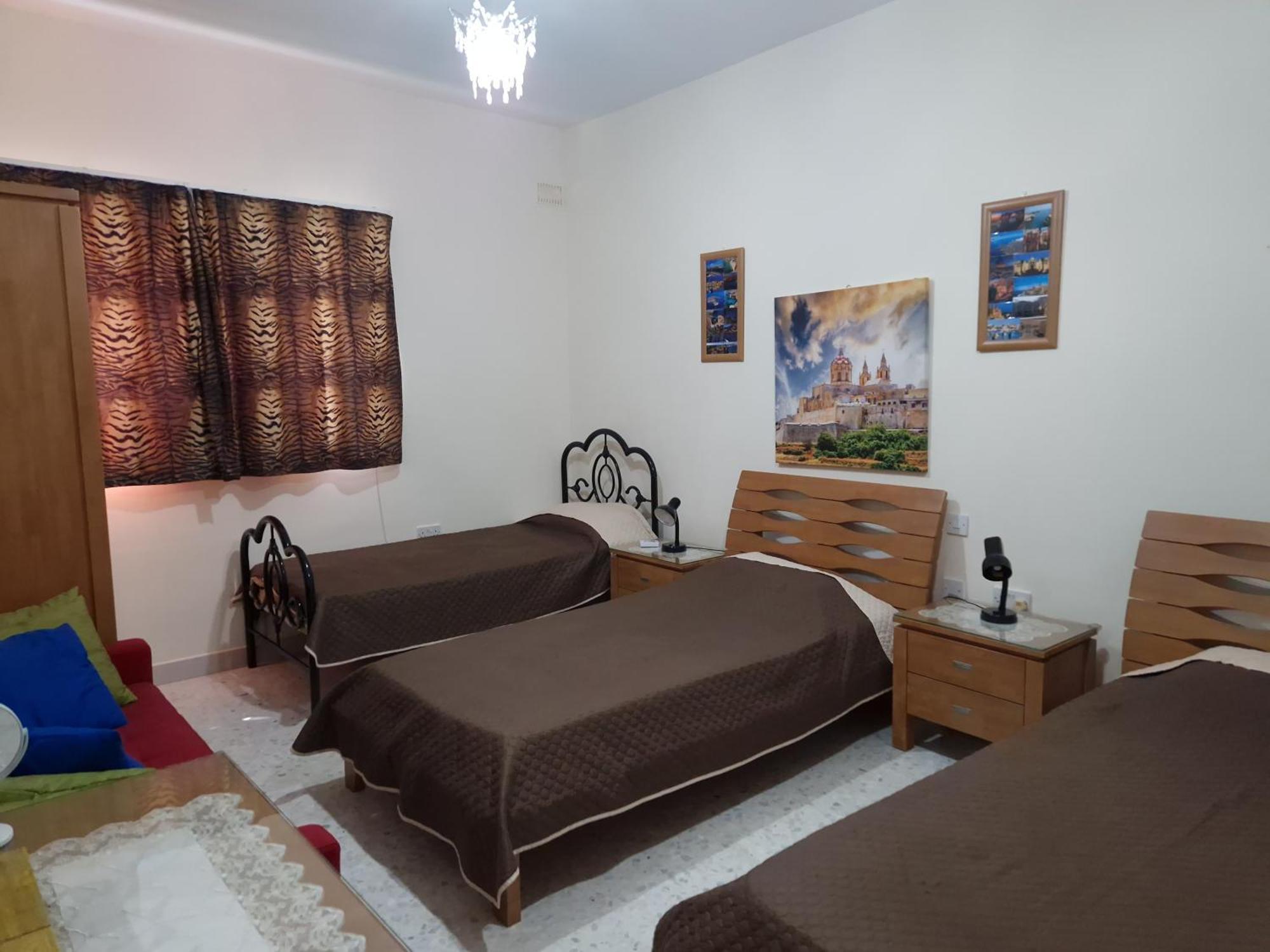Saracini'S Homestay Attard Extérieur photo