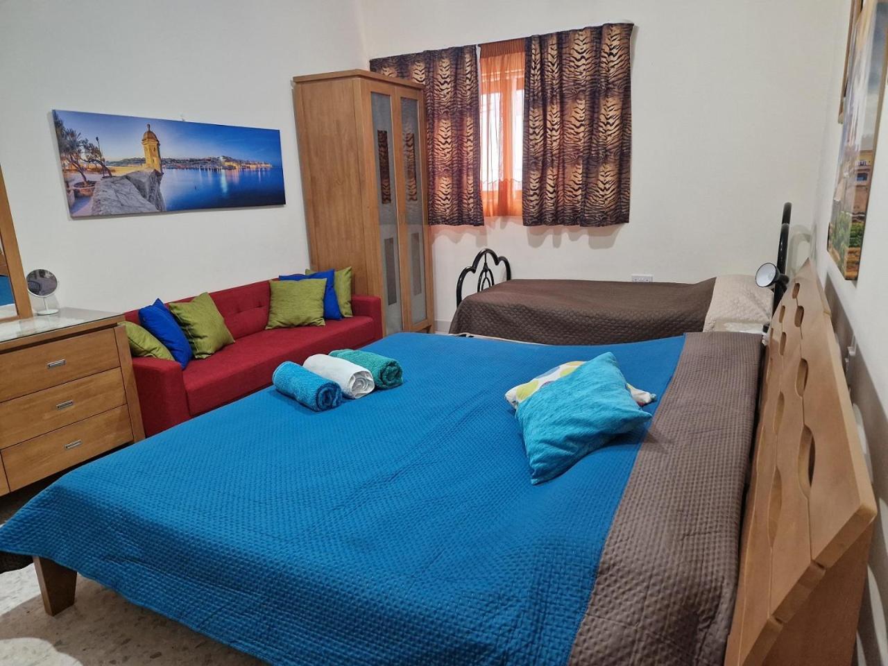 Saracini'S Homestay Attard Extérieur photo