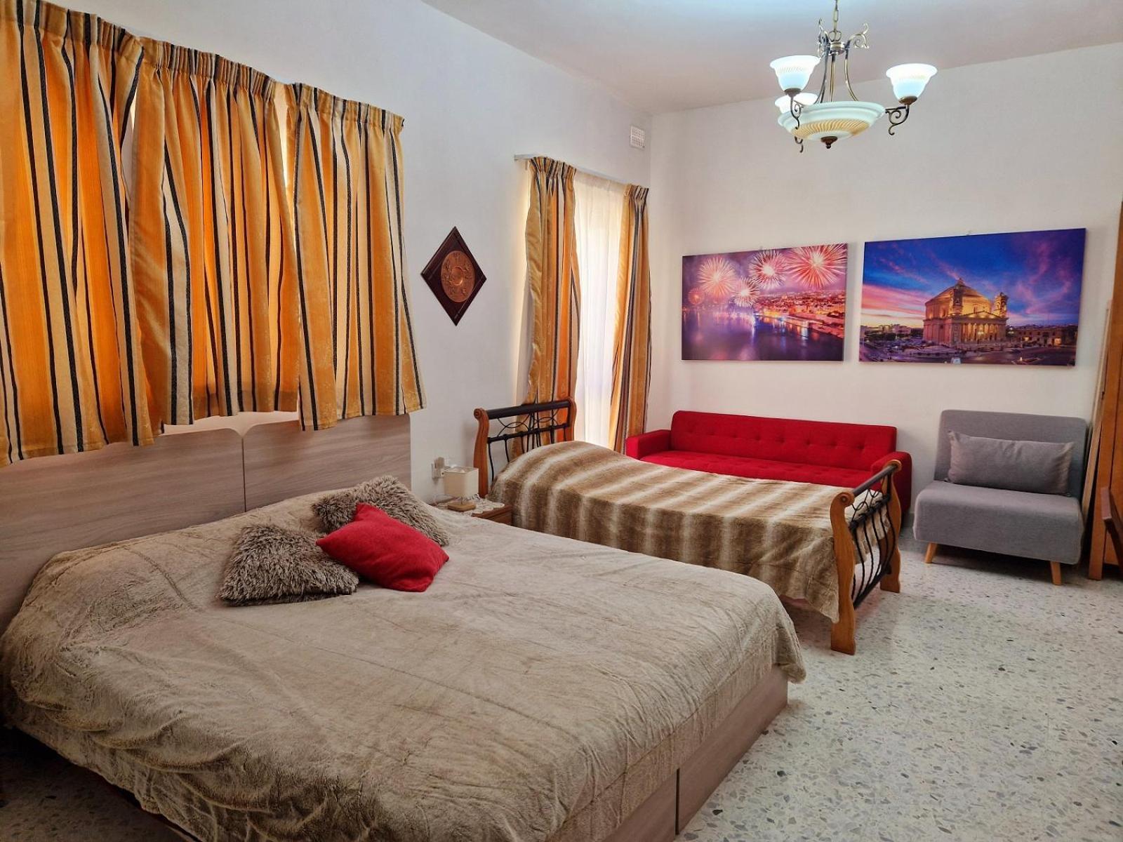Saracini'S Homestay Attard Extérieur photo