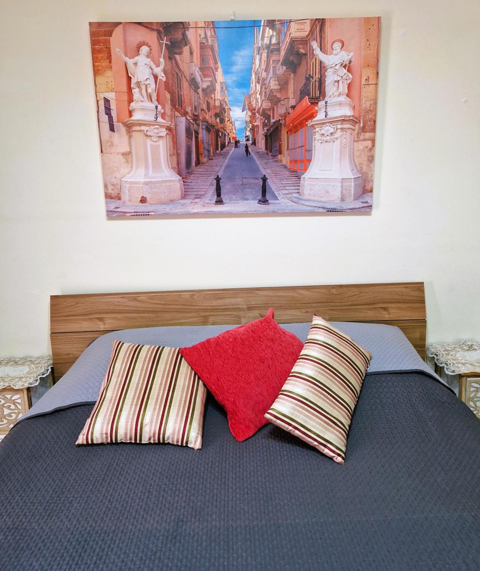 Saracini'S Homestay Attard Extérieur photo
